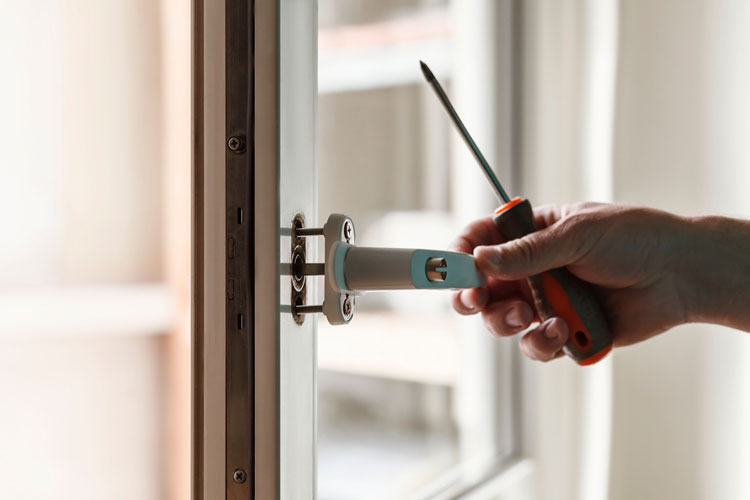 Locksmiths Safeguard Homes
