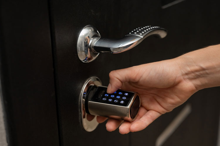 Keyless