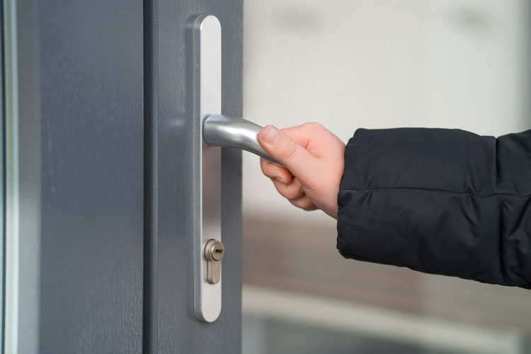 Smart Locksmith Tips